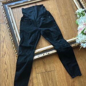 GAP Black High Rise Jeans with Tapered Fit